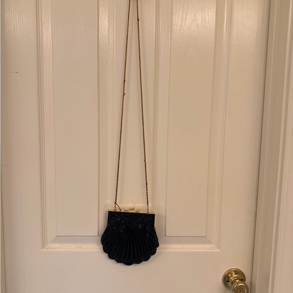 Vintage beaded Elegant Black Shell-Shaped Evening Bag